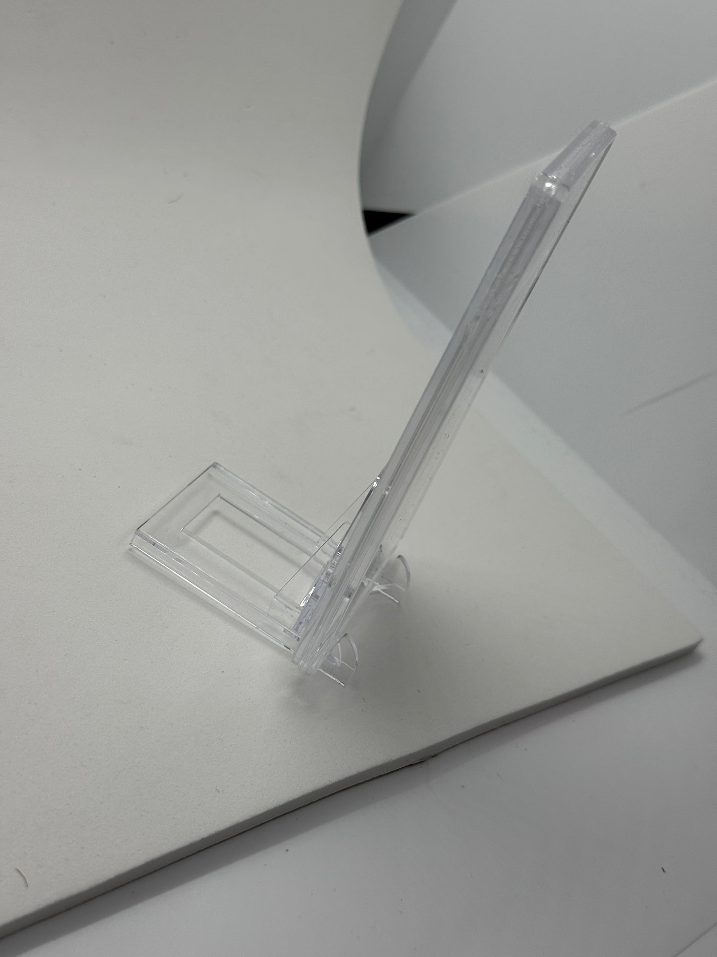 Short Card Stand